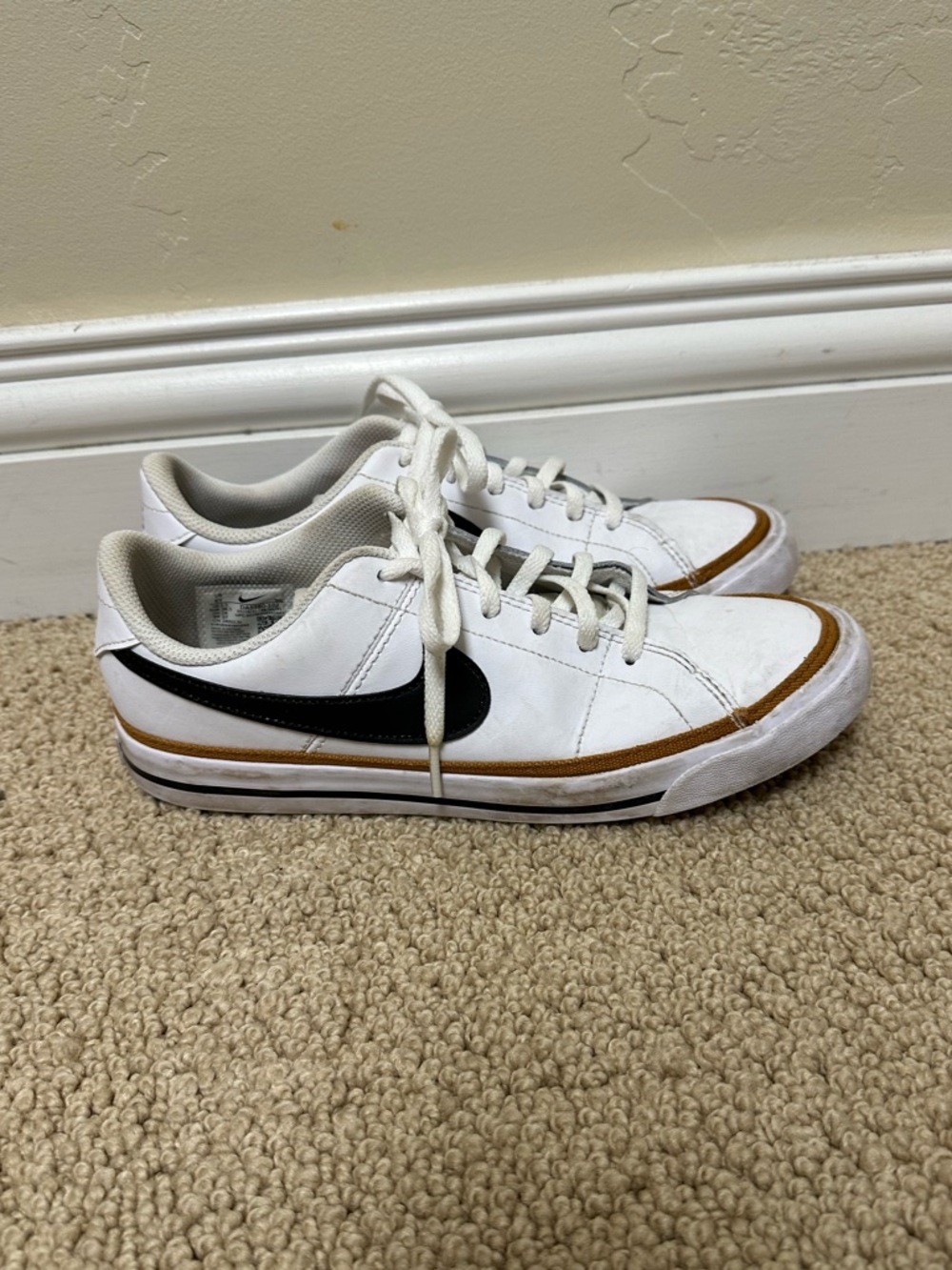 Nike court legacy White Low-Top Sneakers with Black Swoosh and Brown Trim